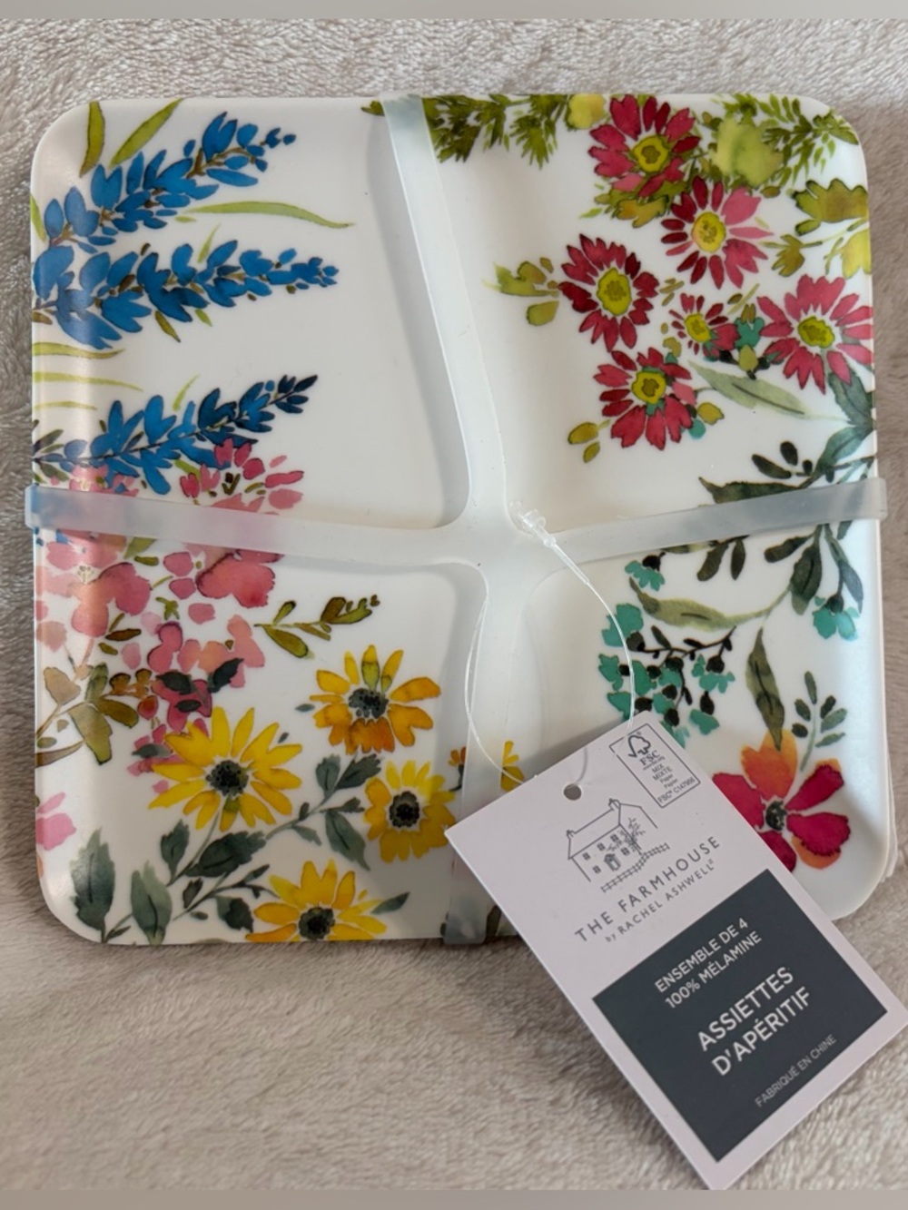 NWT The Farmhouse by Rachel Ashwell Floral Melamine Appetizer Plates - Set of 4